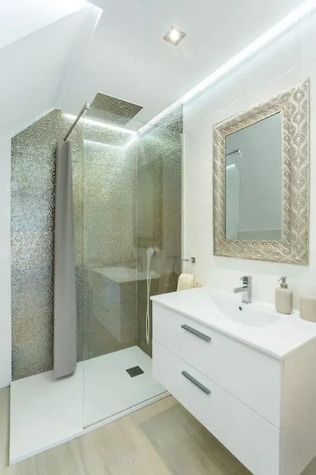 Casa Mercurio Villacana - Right By The Beach Estepona