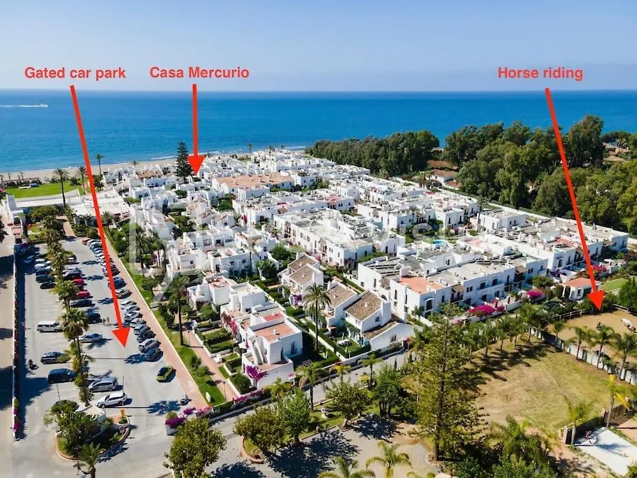 Casa Mercurio Villacana - Right By The Beach Estepona Apartment