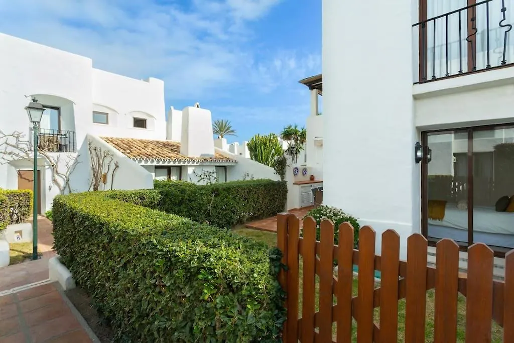 Apartment Casa Mercurio Villacana - Right By The Beach Estepona Spain