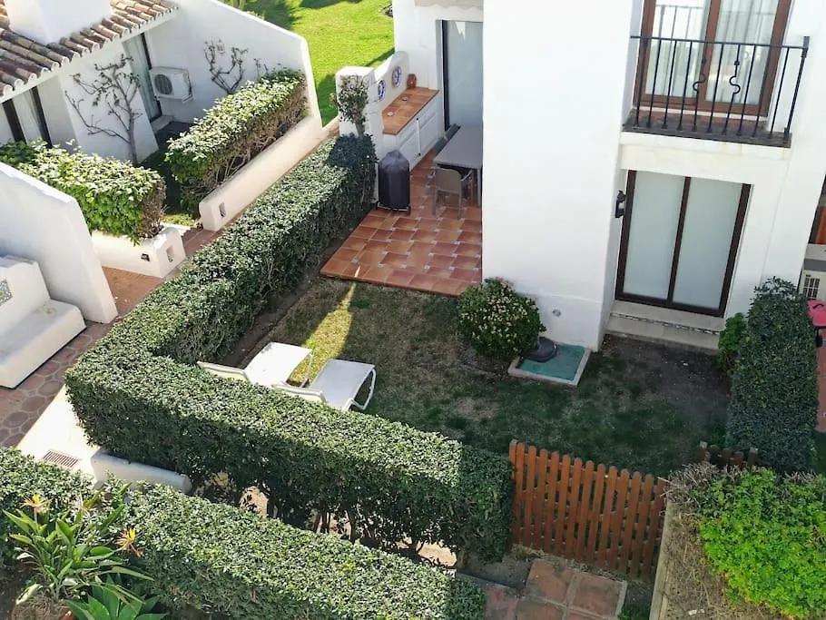 Casa Mercurio Villacana - Right By The Beach Estepona